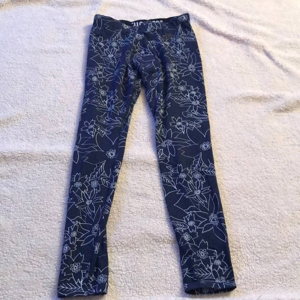 NIKE FLOWERED LEGGINGS!!